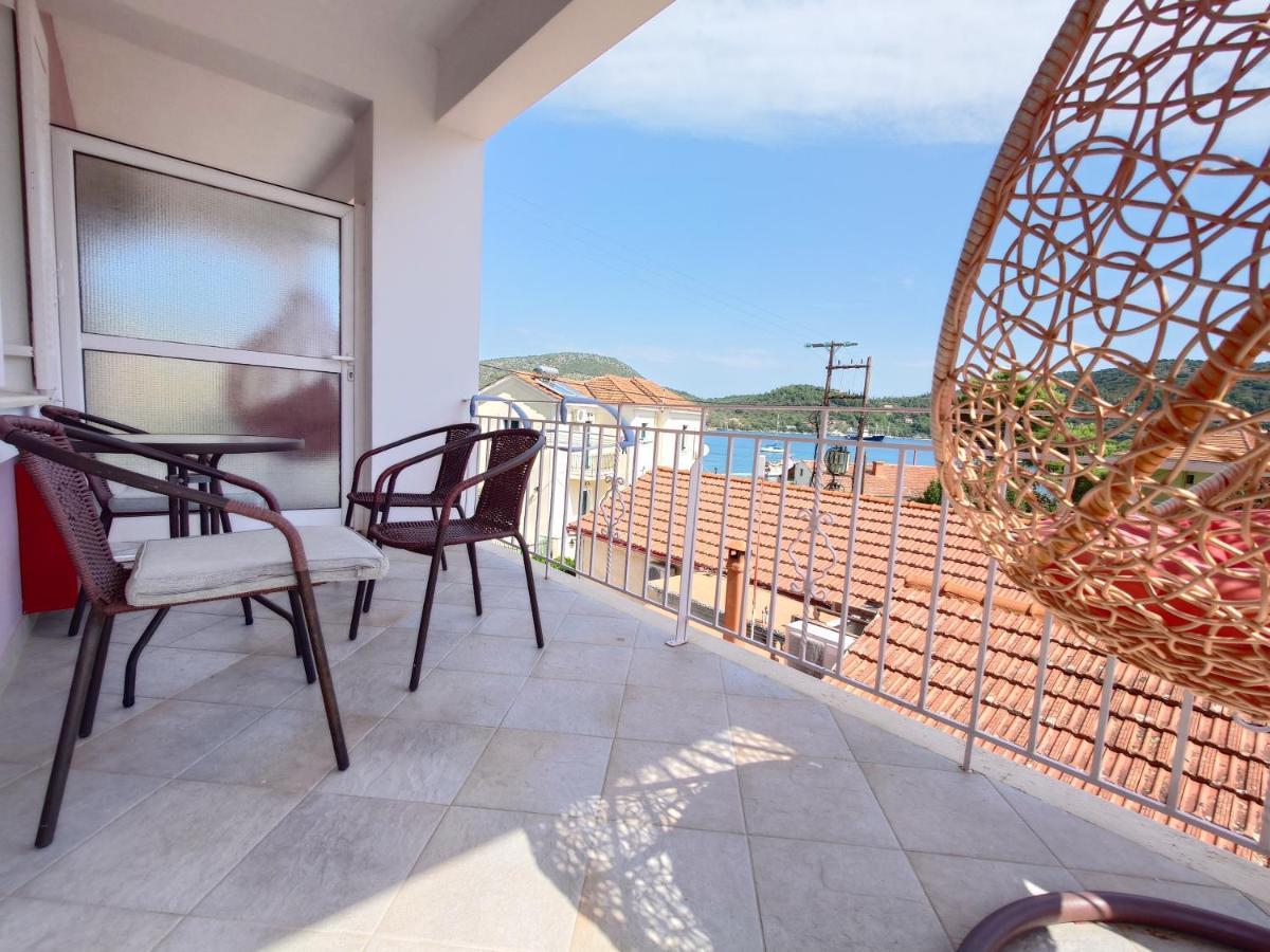 Iris Apartments Ithaca 바티 외부 사진