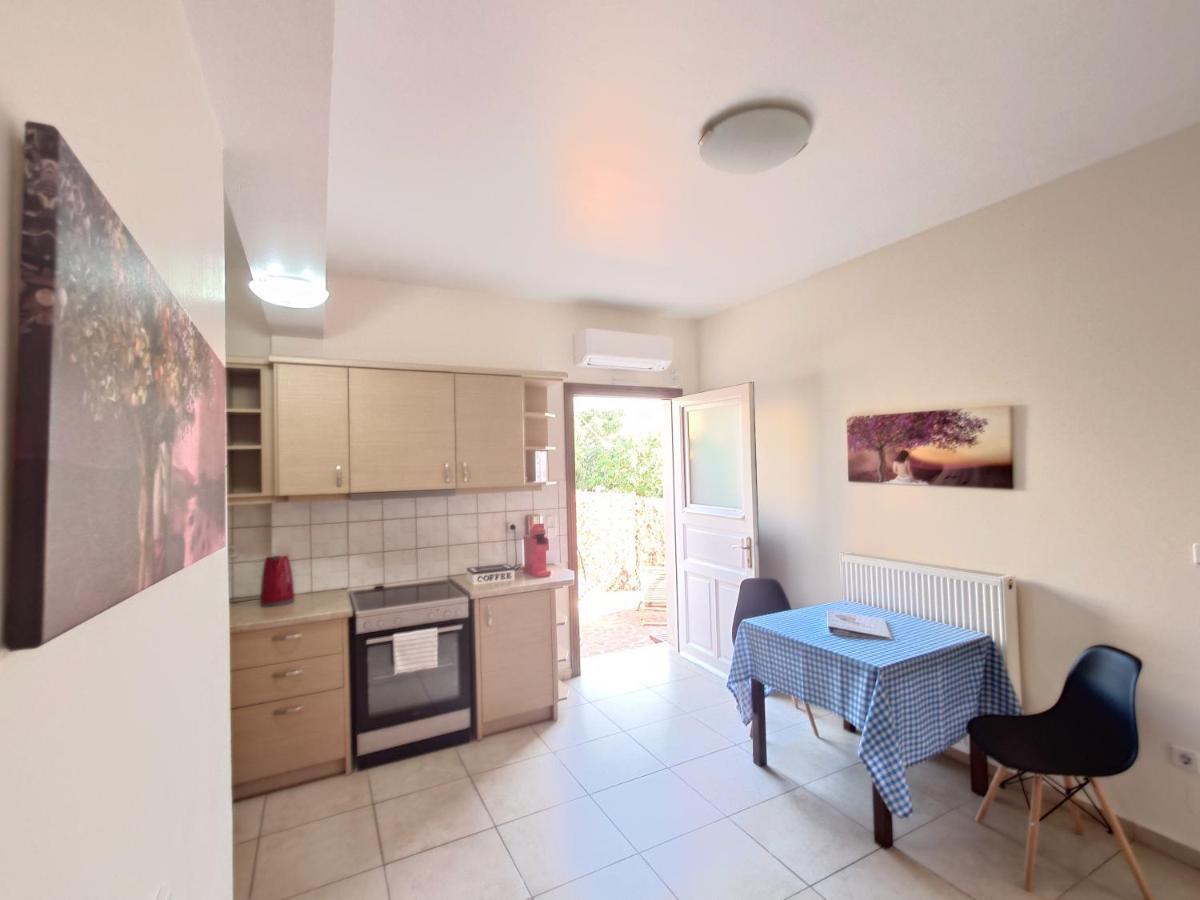 Iris Apartments Ithaca 바티 외부 사진